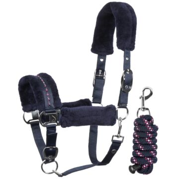 Halfter-Set Harry's Horse Denici Cavalli Purple Passion Satin Peacoat
Reitlegging
Trainiershirt
Schabracke
Reithose
Gürtel